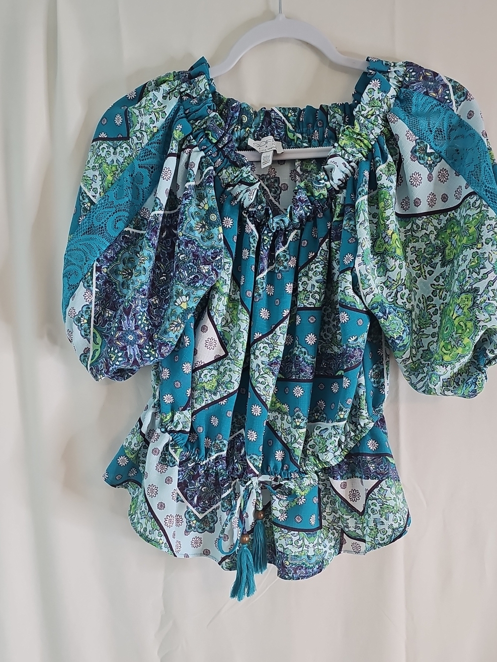 Boho Sofia Vergara Blue Green Floral Peasant Top with Tassel Tie